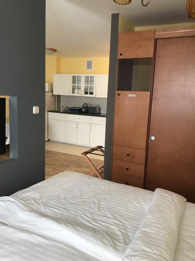 Apartament Ewa Тарнов Екстериор снимка