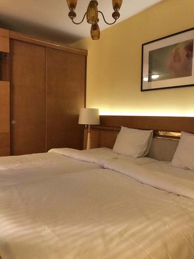 Apartament Ewa Тарнов Екстериор снимка