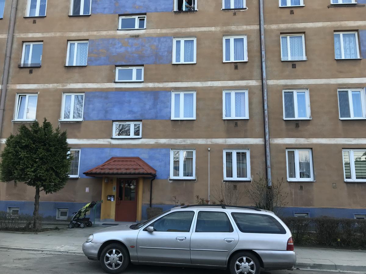 Apartament Ewa Тарнов Екстериор снимка