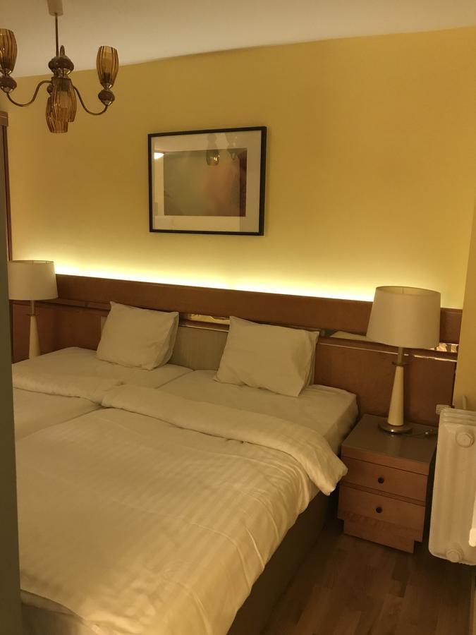 Apartament Ewa Тарнов Екстериор снимка